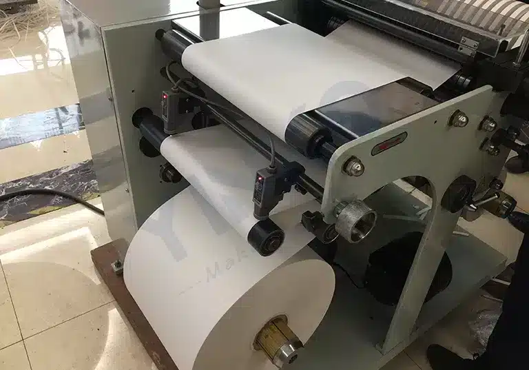 High quality compact paper roll slitting and rewinding machine